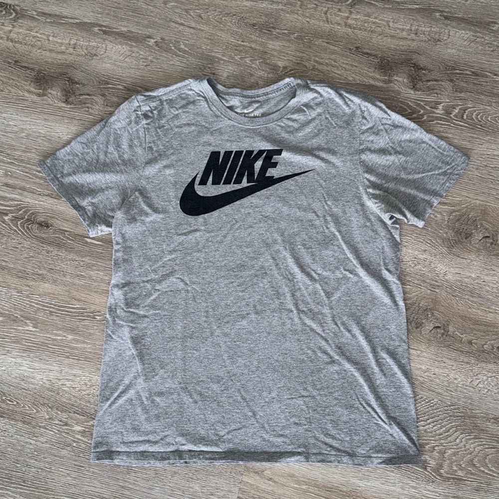 Men’s The Nike Tee